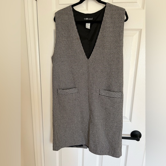 Sag Harbor Dresses & Skirts - Sag Harbor Houndstooth Vest Dress